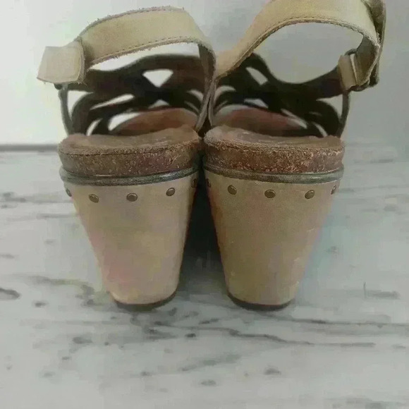 Dansko Womens Tan Leather Felecia Strappy Wedge Heels 41 - Picture 4 of 14